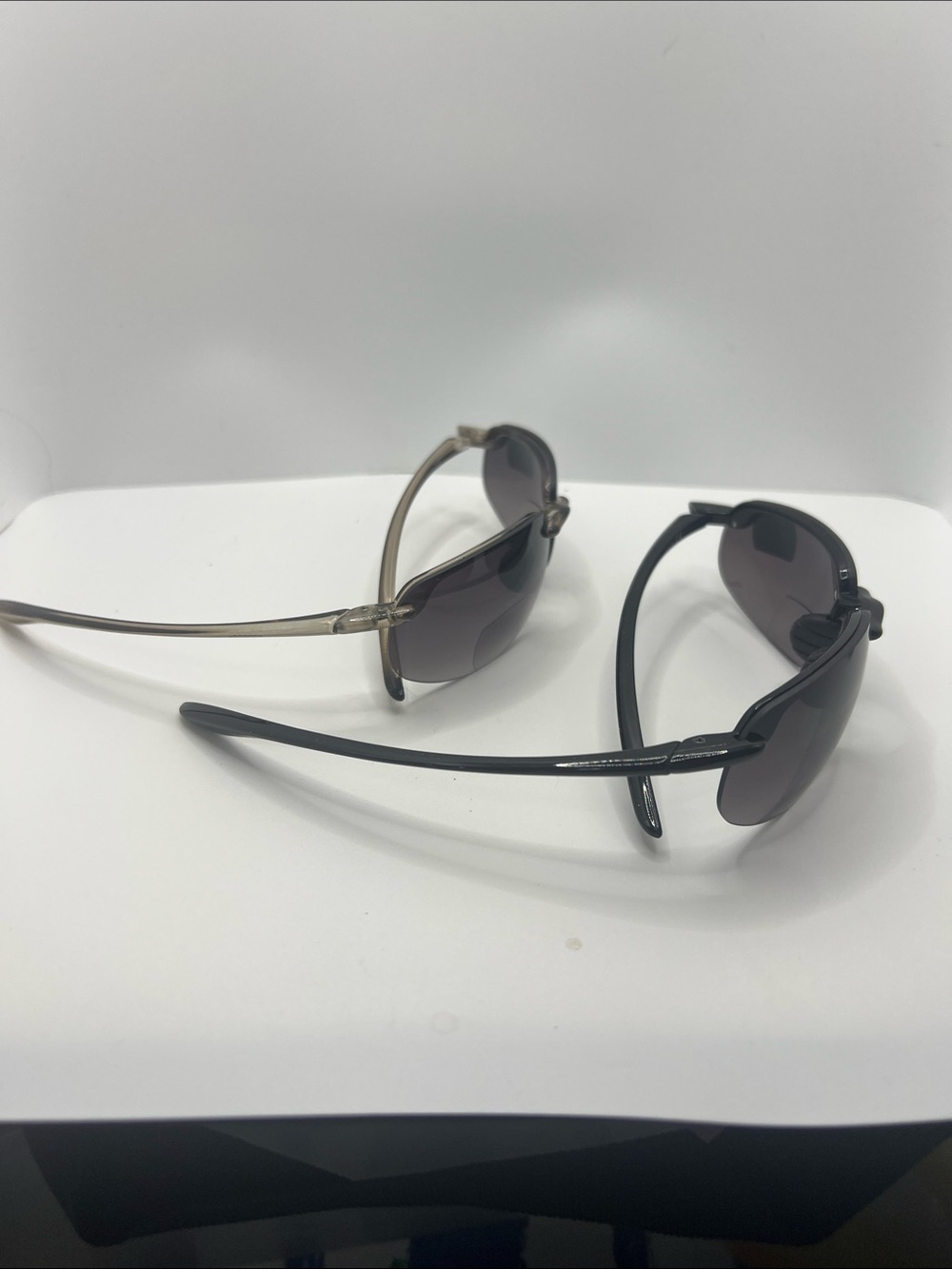 Two-Pair Semi-Rimless Sunglasses with Inner Bifocal Lenses - NWOT - P2 - Picture 5 of 7